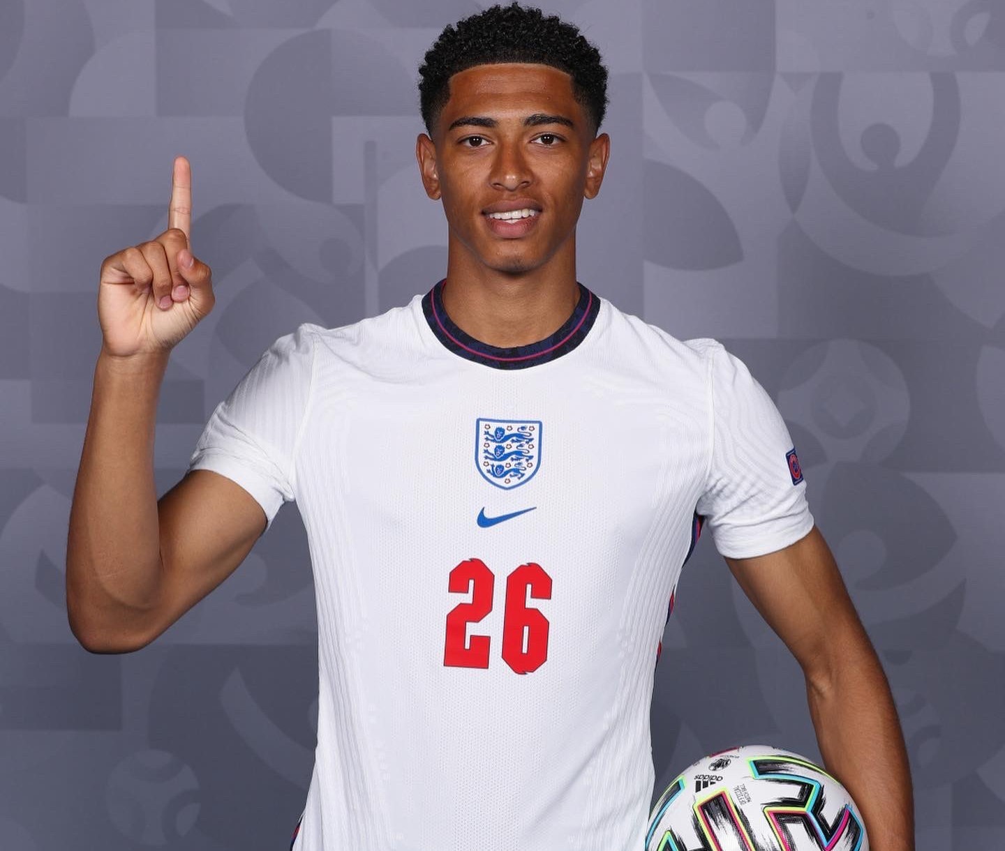 代号：生机》硬汉叶夫根尼 携AK-47强势来袭！