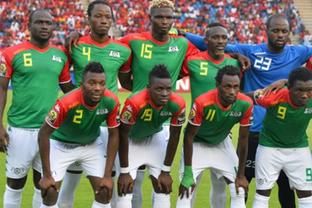 15-12 史密斯的蜕变 火箭探花秀终获应有认可 摆脱伊森阴影